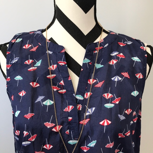 GAP Sleeveless Top - Picture 6 of 6